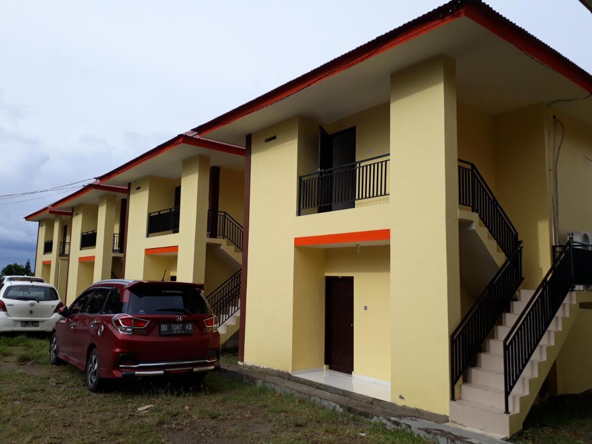 Bukit Kenari Hotel & Restaurant Parepare Exteriör bild